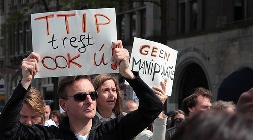 Het volk is duidelijk: Wij zijn tegen het TTIP verdrag tussen Europa en Amerika