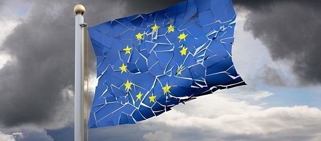 EU wordt Derde Wereld, crisis onafwendbaar: ‘Wereld begint euro los te laten vanwege negatieve rente ECB’