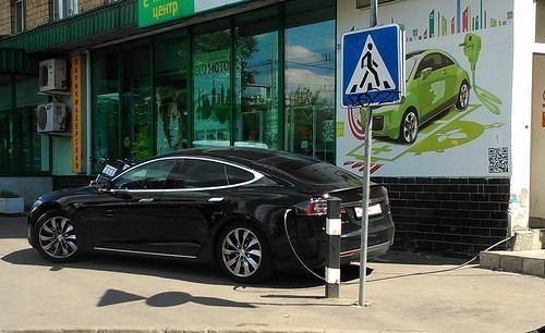 Nog meer subsidie voor de welgestelden, Wetsvoorstel: minder parkeergeld voor elektrische auto's