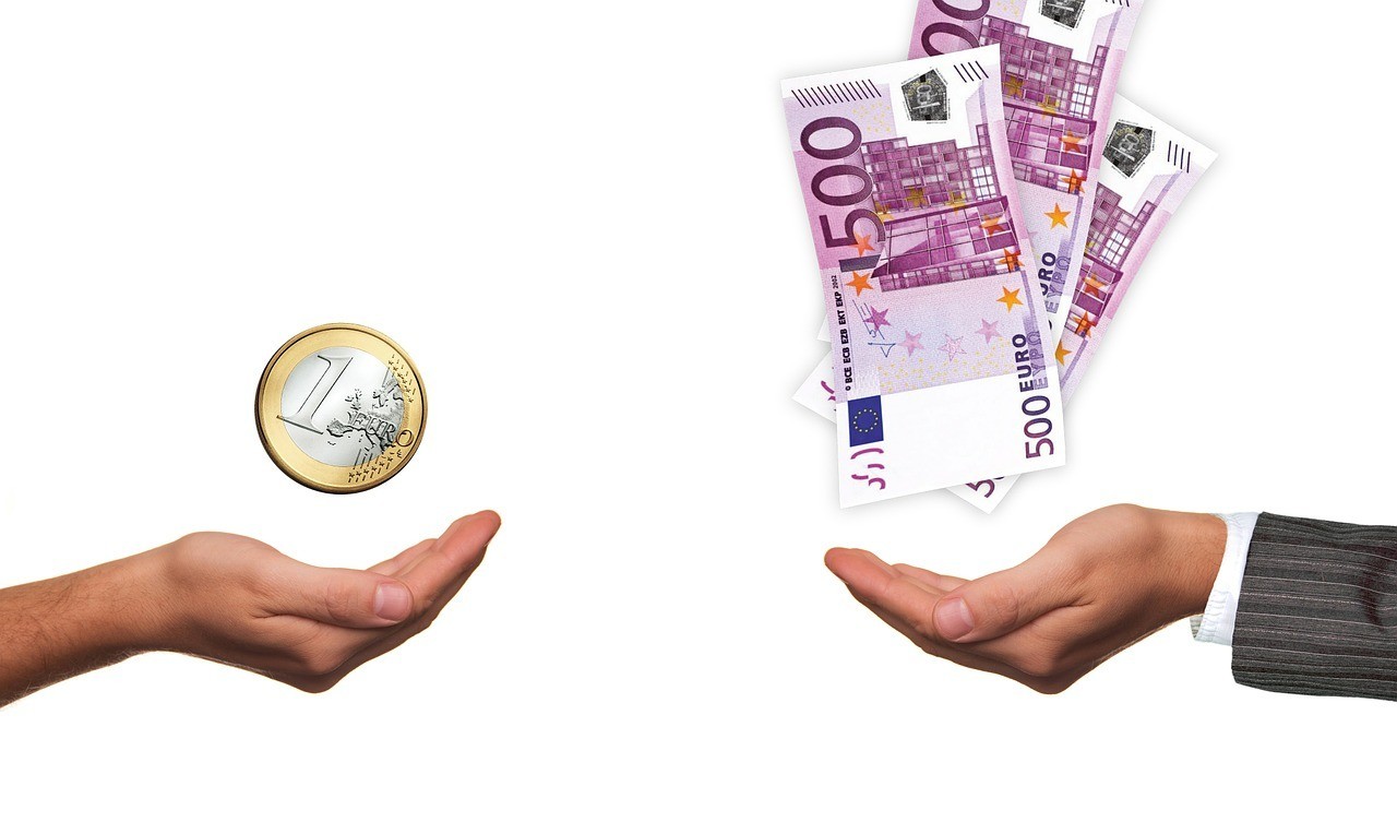 Doorsnee inkomen al 10 jaar constant: 'Nederlanders zouden in opstand moeten komen voor een hoger loon'