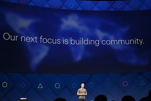 Zuckerberg wil Facebook in tweeën splitsen, een 'dorpsplein' en een 'veilige woonkamer'