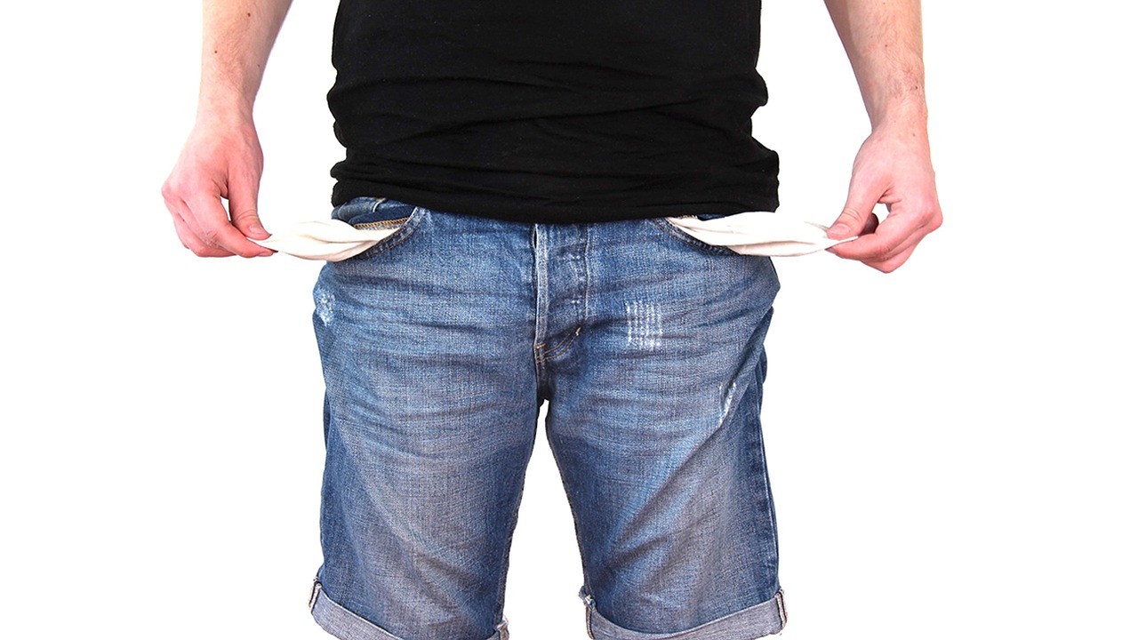 Schrikbarend! In 5 jaar stijging van 70%: Meer jongeren kampen met betalingsproblemen