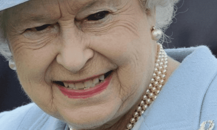 Buckingham Palace schrijft dat koningin Elizabeth niet menselijk is
