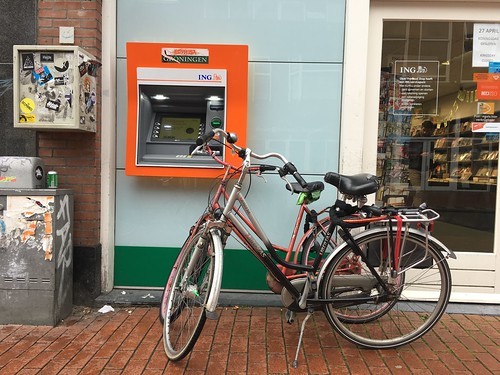 Steeds minder geldautomaten; iedere dag verdwijnt er één