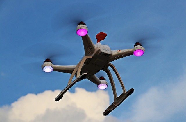Drone-nation: Politie gaat automatische drones (The Beast) als verkenner inzetten